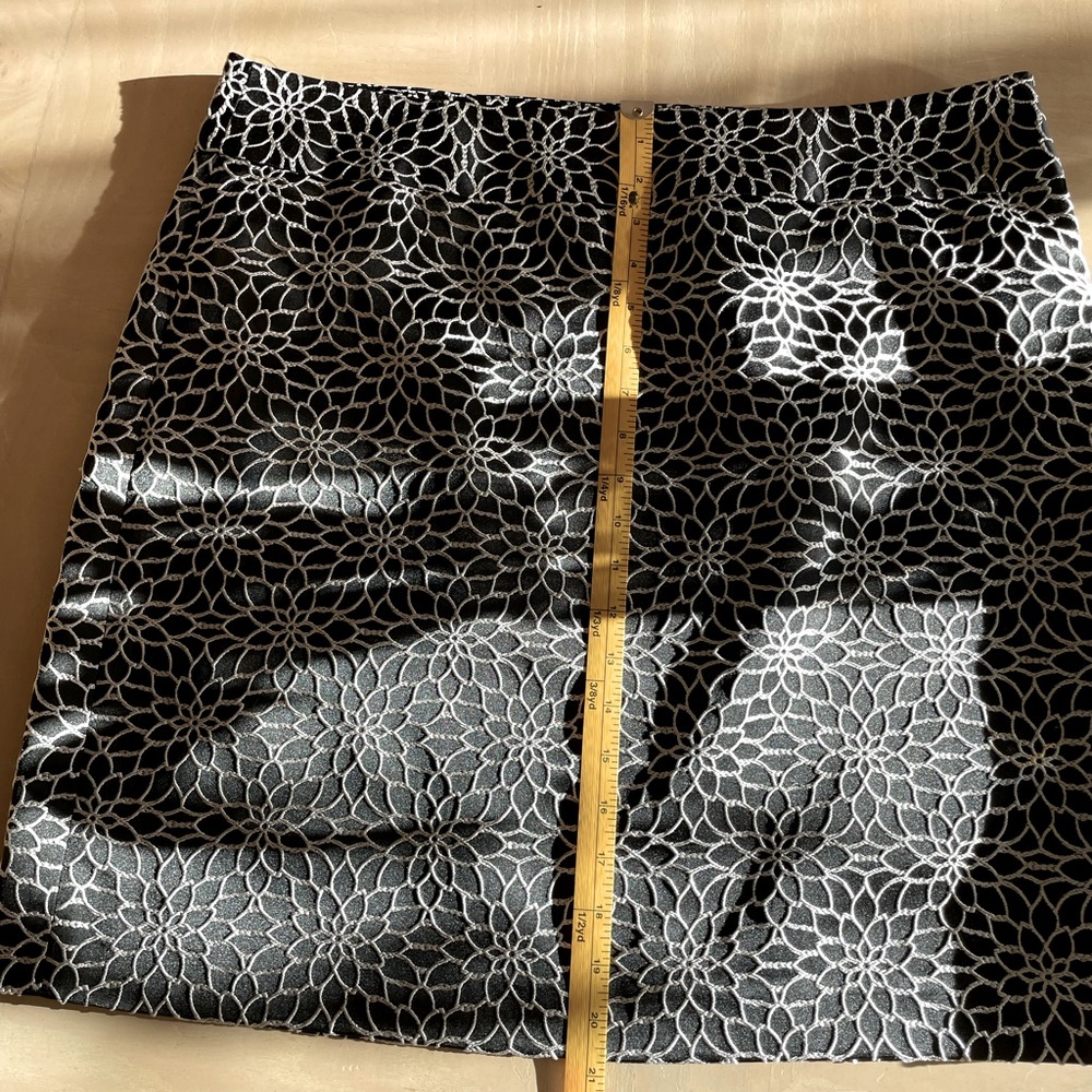 Ann Taylor Lined Skirt 16